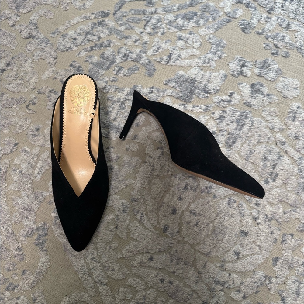 Elegant Black Women's Heels - Vince Camuto - Picture 3 of 8